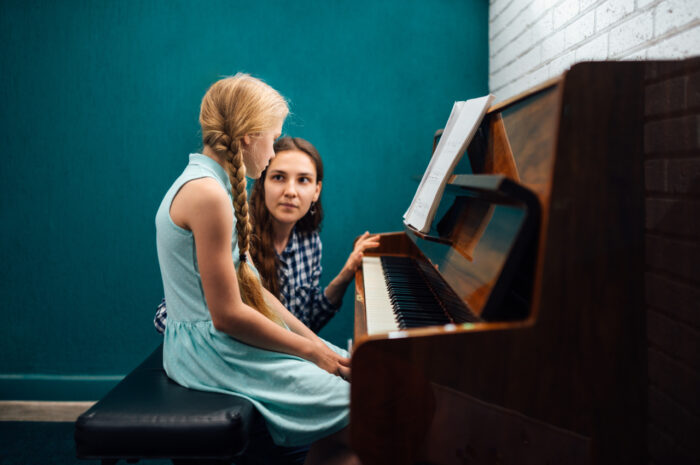 Wpływ muzyki na rozwój dziecka: oddziaływanie muzyki na rozwój emocjonalny, intelektualny i poznawczy