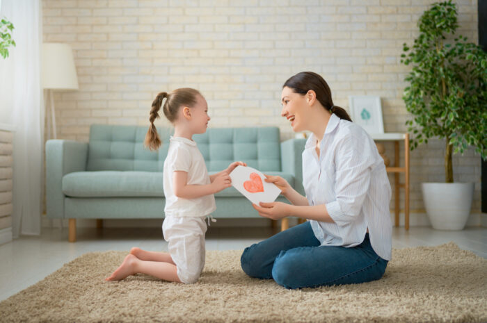 Jak wspierać rozwój emocjonalny dziecka poprzez codzienne rytuały