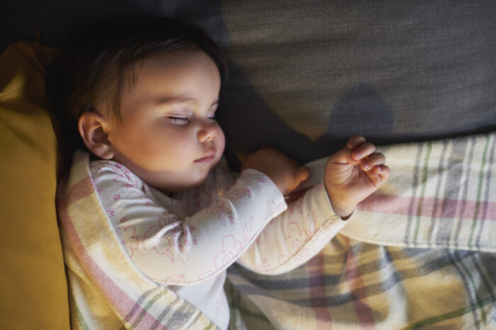 Znaczenie snu i rytmu dobowego w rozwoju dziecka