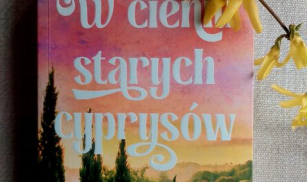 w cieniu starych cyprysów 3