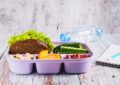 Zdrowe i smaczne lunchboxy do szkoły: pomysły i przepisy