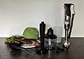 Blender Bosch ErgoMaster Serie 8 z akcesoriami na blacie kuchennym